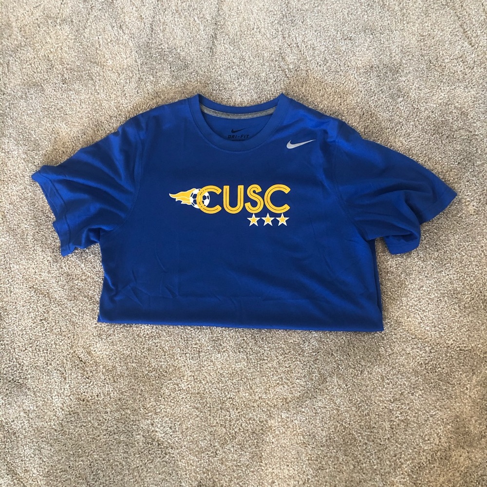 Men’s Small Nike Dri-Fit Soccer Tee